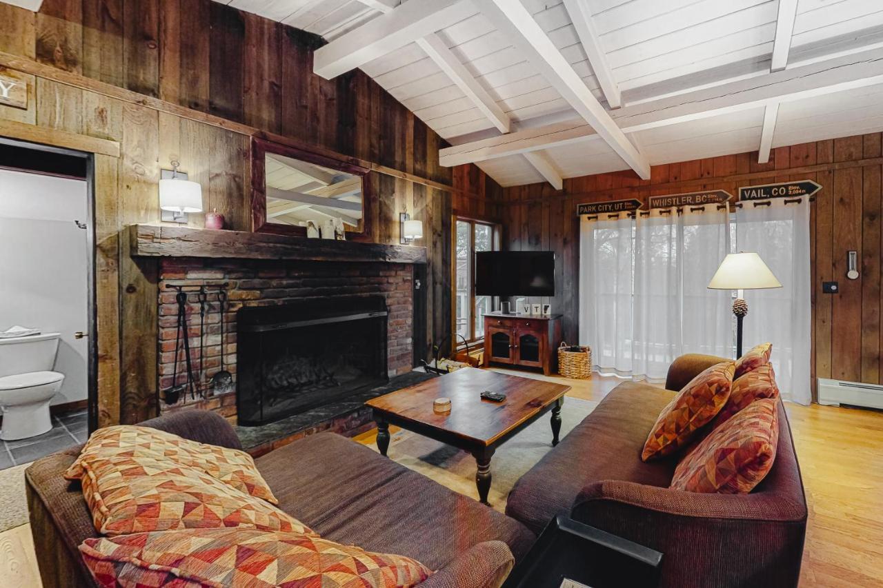 Chalet At The Base Of Okemo Mountain Ludlow Ngoại thất bức ảnh